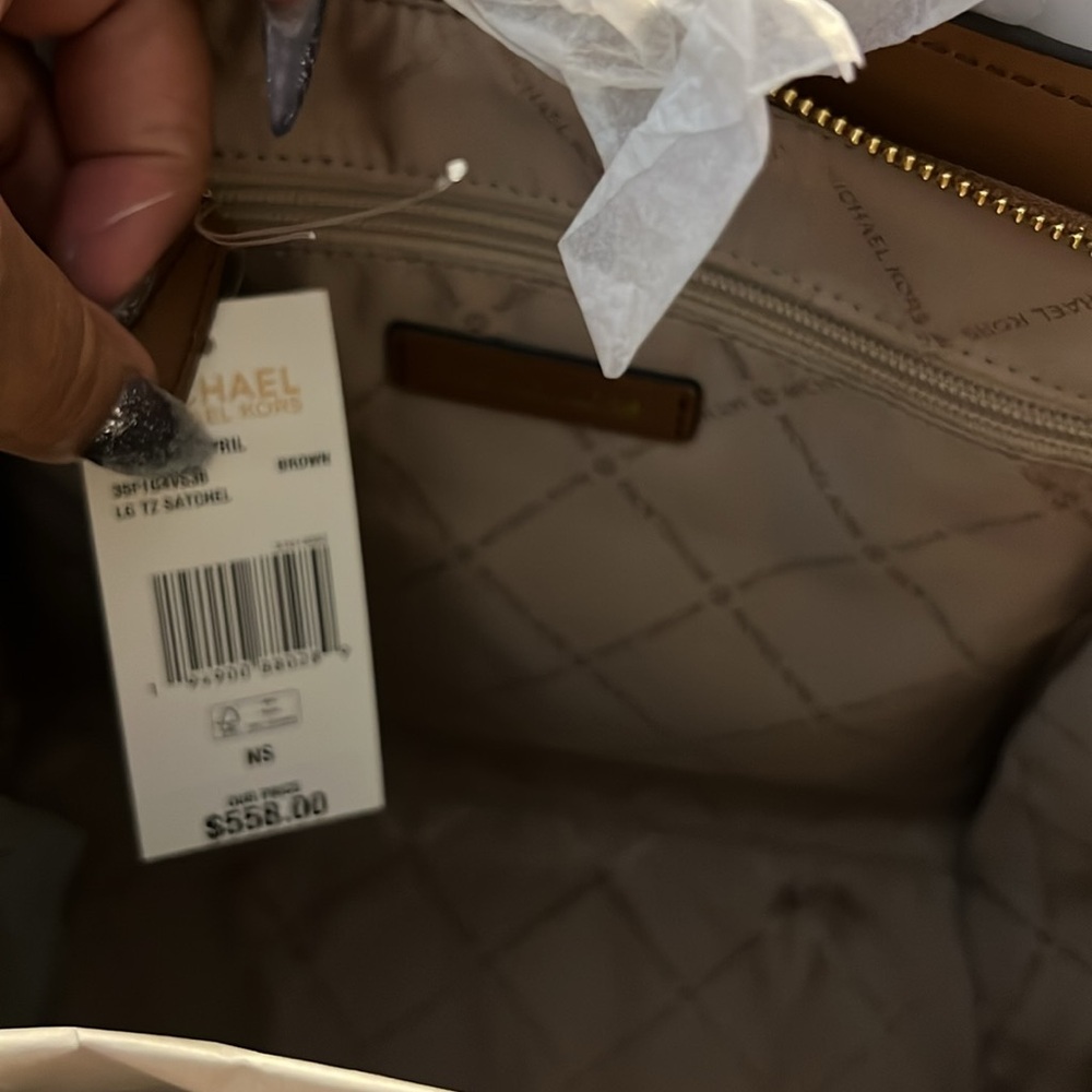 Jet set brand new with tags satchel and matching wallet! Comes with strap! - Picture 7 of 12